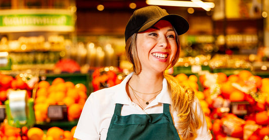 ¿Cuáles son las funciones de una cajera de supermercado?