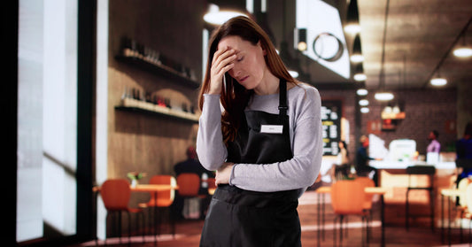 Arrêts maladie dans le secteur de la restauration : comprendre les causes et limiter l’impact sur votre équipe