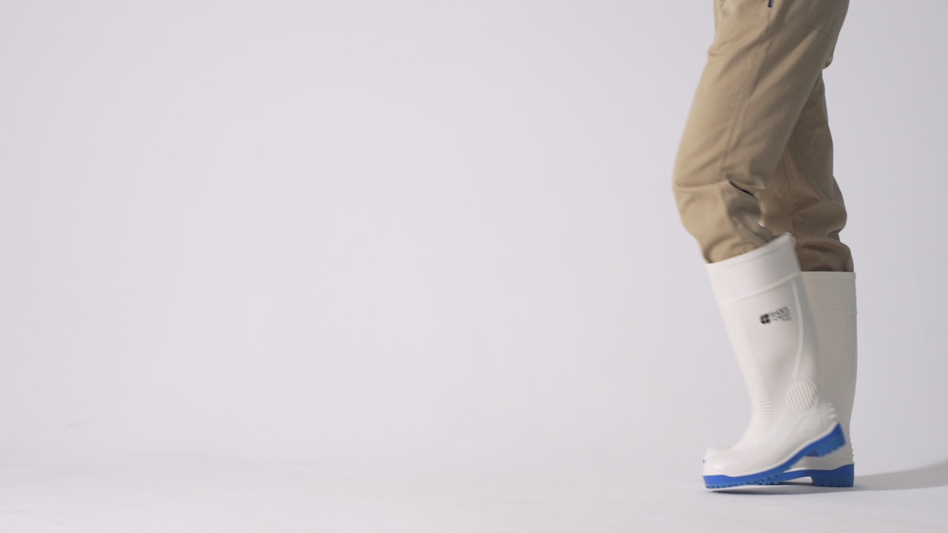 The Guardian S4 from Shoes For Crews are waterproof Wellington boots that offer superior slip resistance on a variety of pavement surfaces, product video.