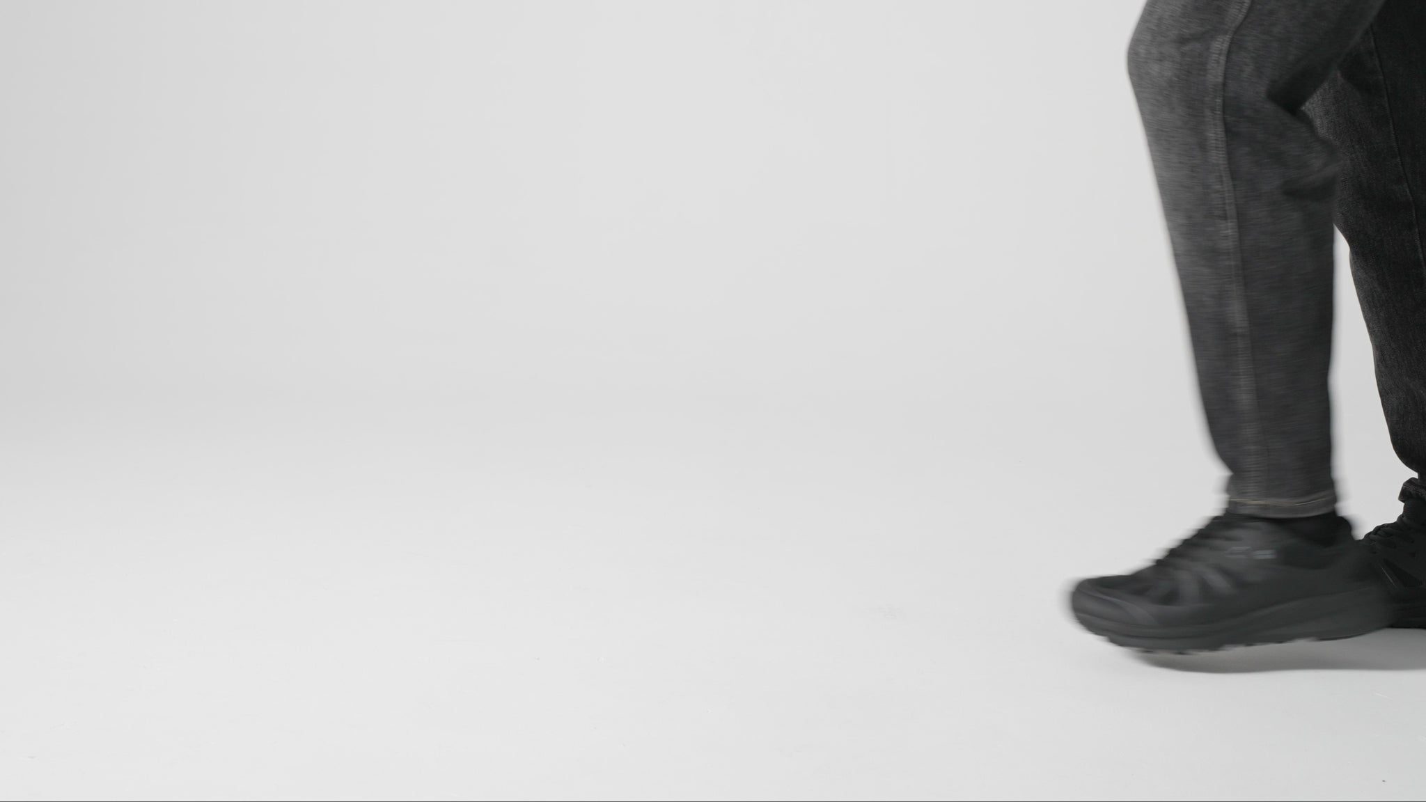 The Endurance II from Shoes For Crews is a slip-resistant shoe that features a Spill Guard to help keep out liquids, TripGuard and Flex Tread, product video.