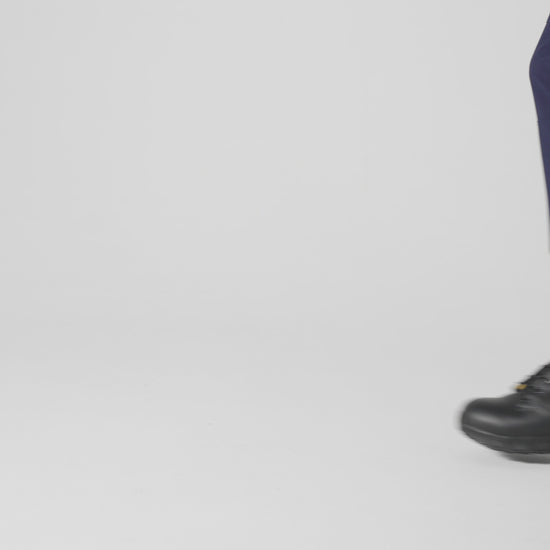 The Defence High from Shoes For Crews are waterproof, slip-resistant safety boots, product video.