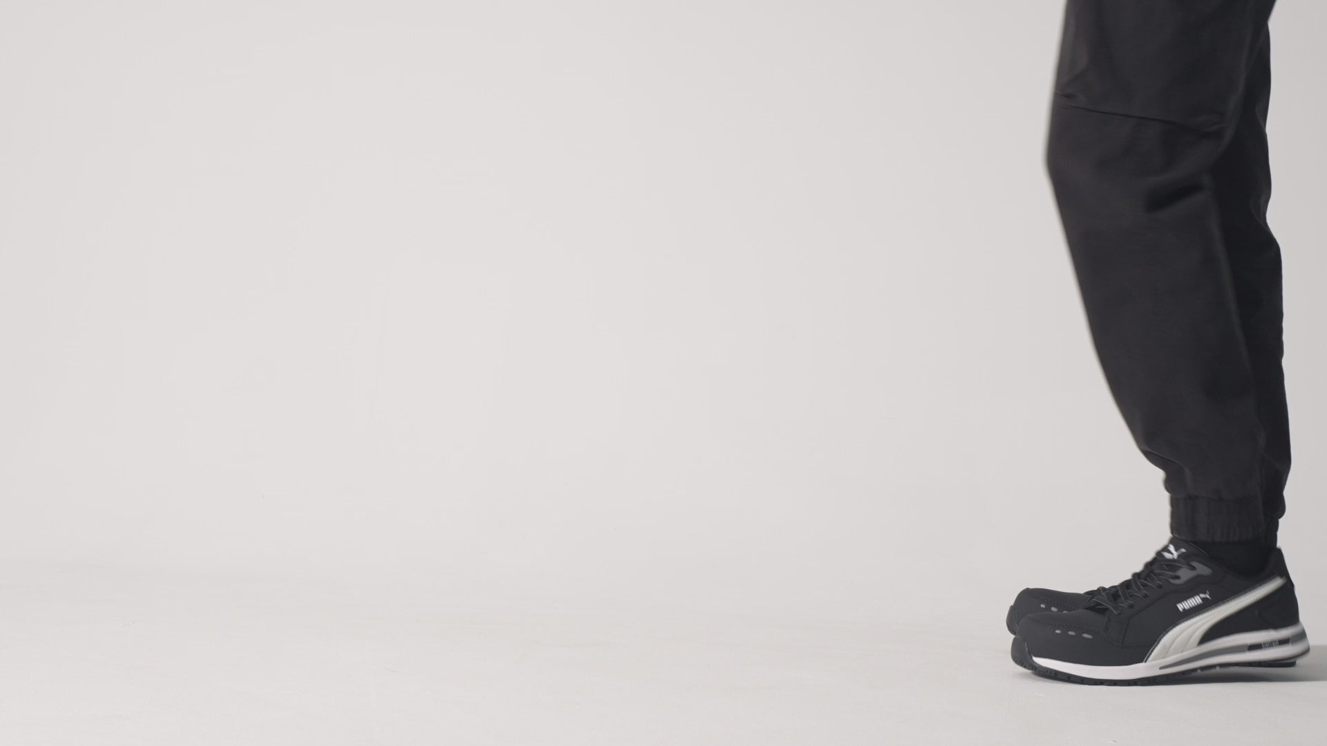 Black slip resistant shoe with composite toe cap (200 joules), product video.