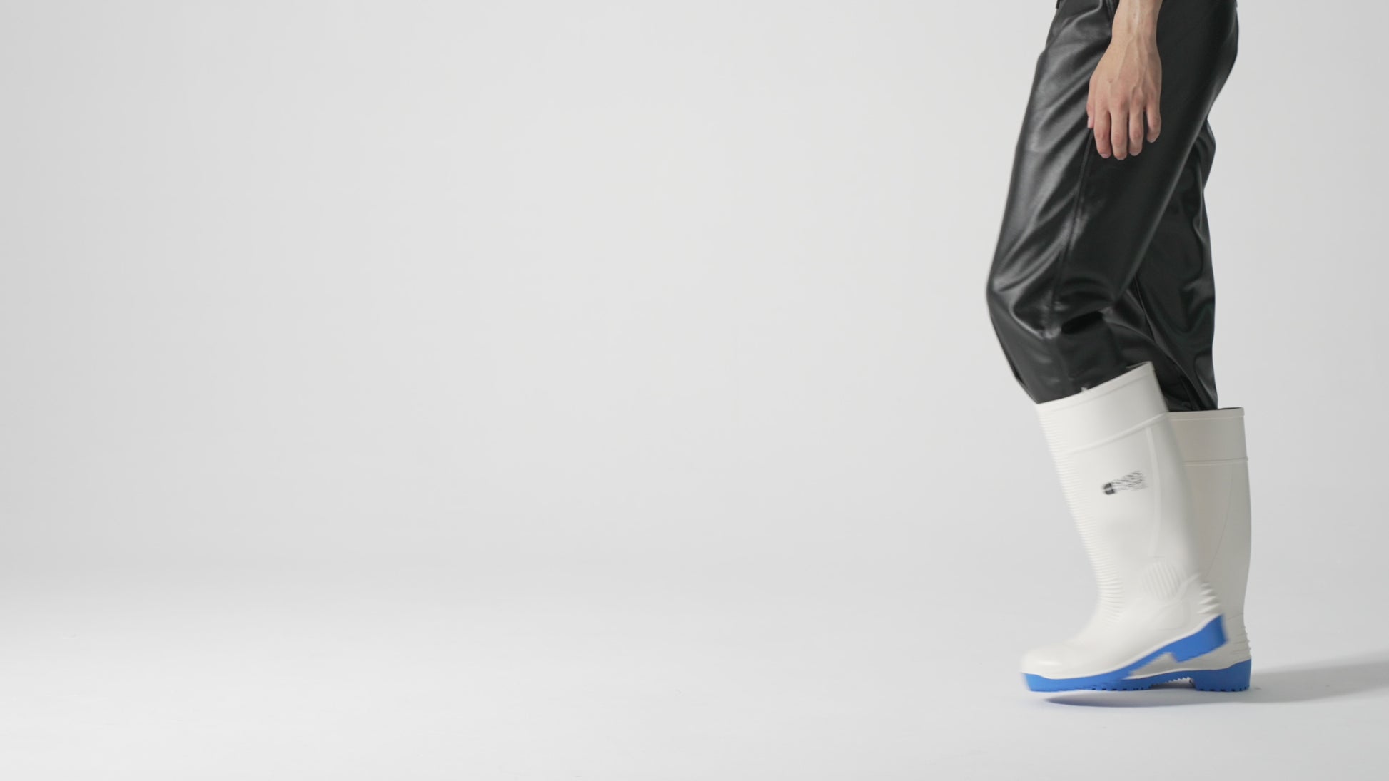 Slip resistant white wellington boot with steel toe cap (200 Joules) and water resistant upper, product video.